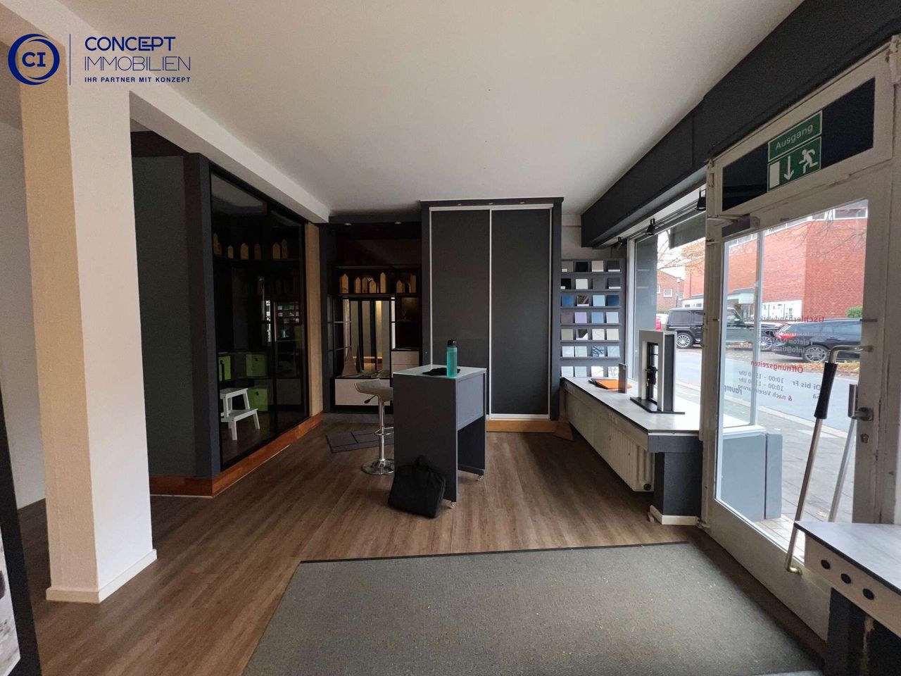 Laden Verkaufsraum vorne