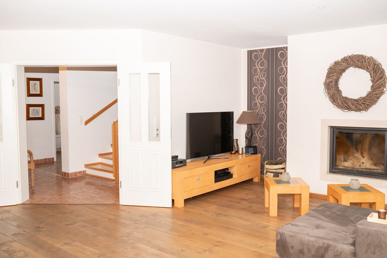Wohnzimmer 2.jpg