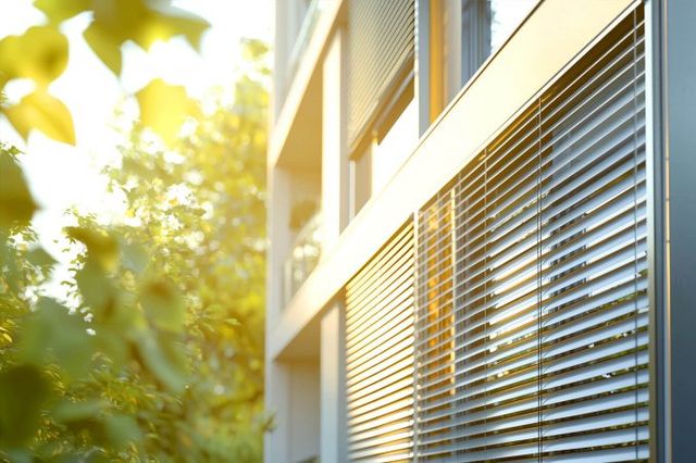Hitze: Maßnahmen gegen Extremtemperaturen in Wohnungen