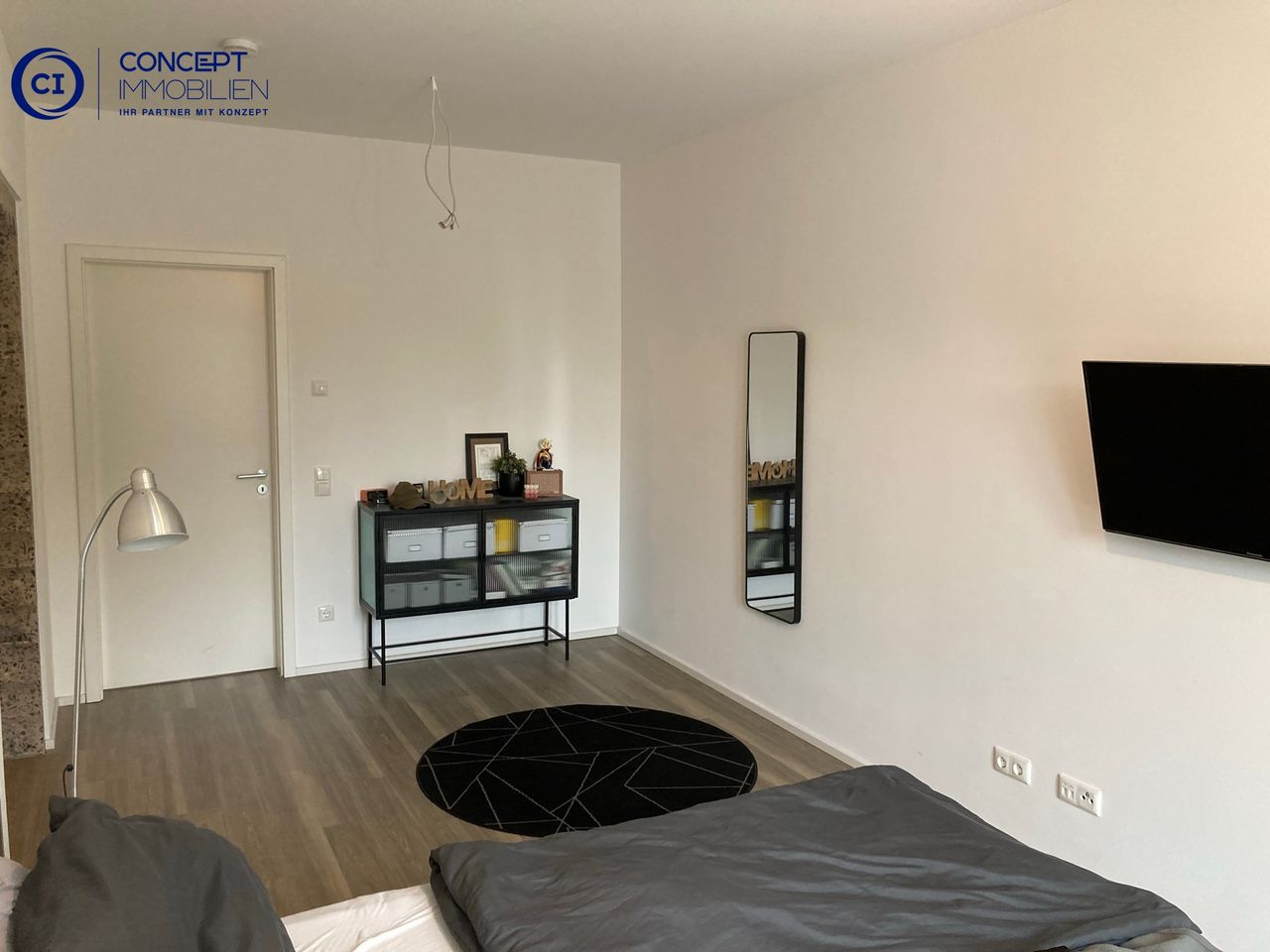 Schlafzimmer 1