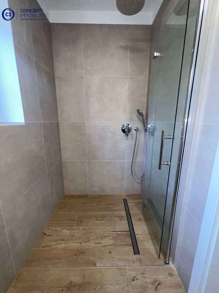 Badzeimmer Dusche