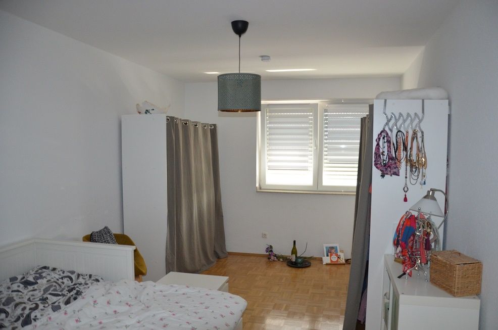 Schlafzimmer 1
