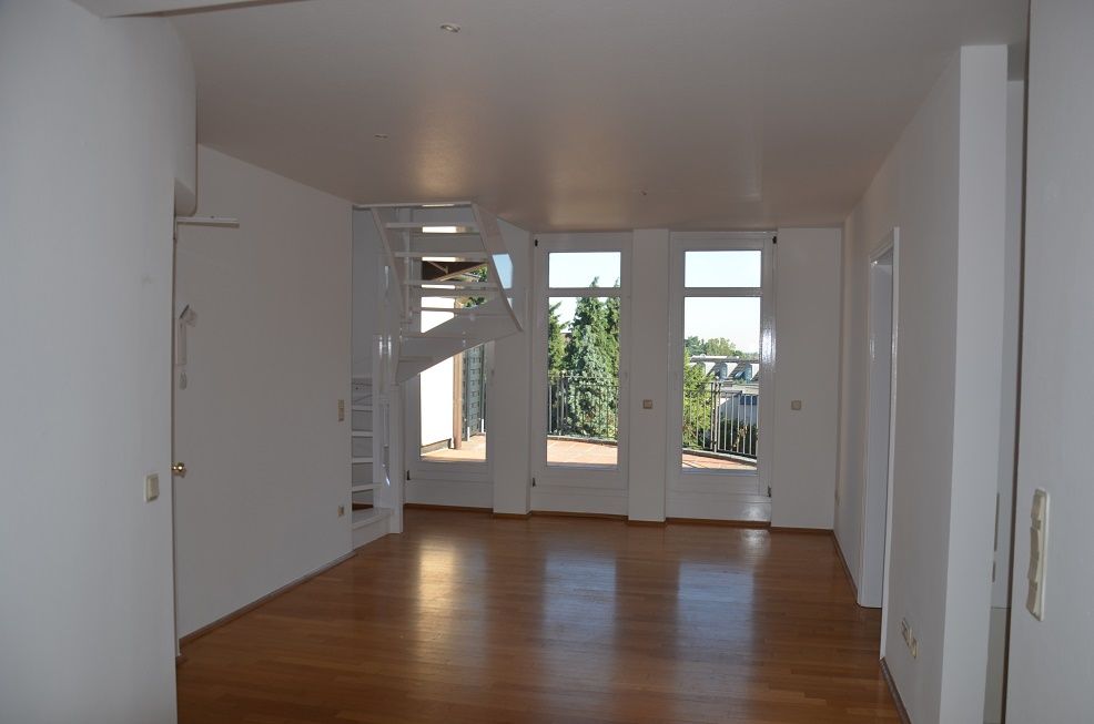 Essbereich u. Zugang Dachterrasse