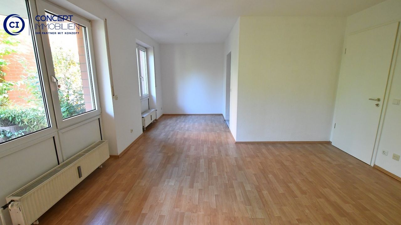 Wohn-/ Schlafzimmer