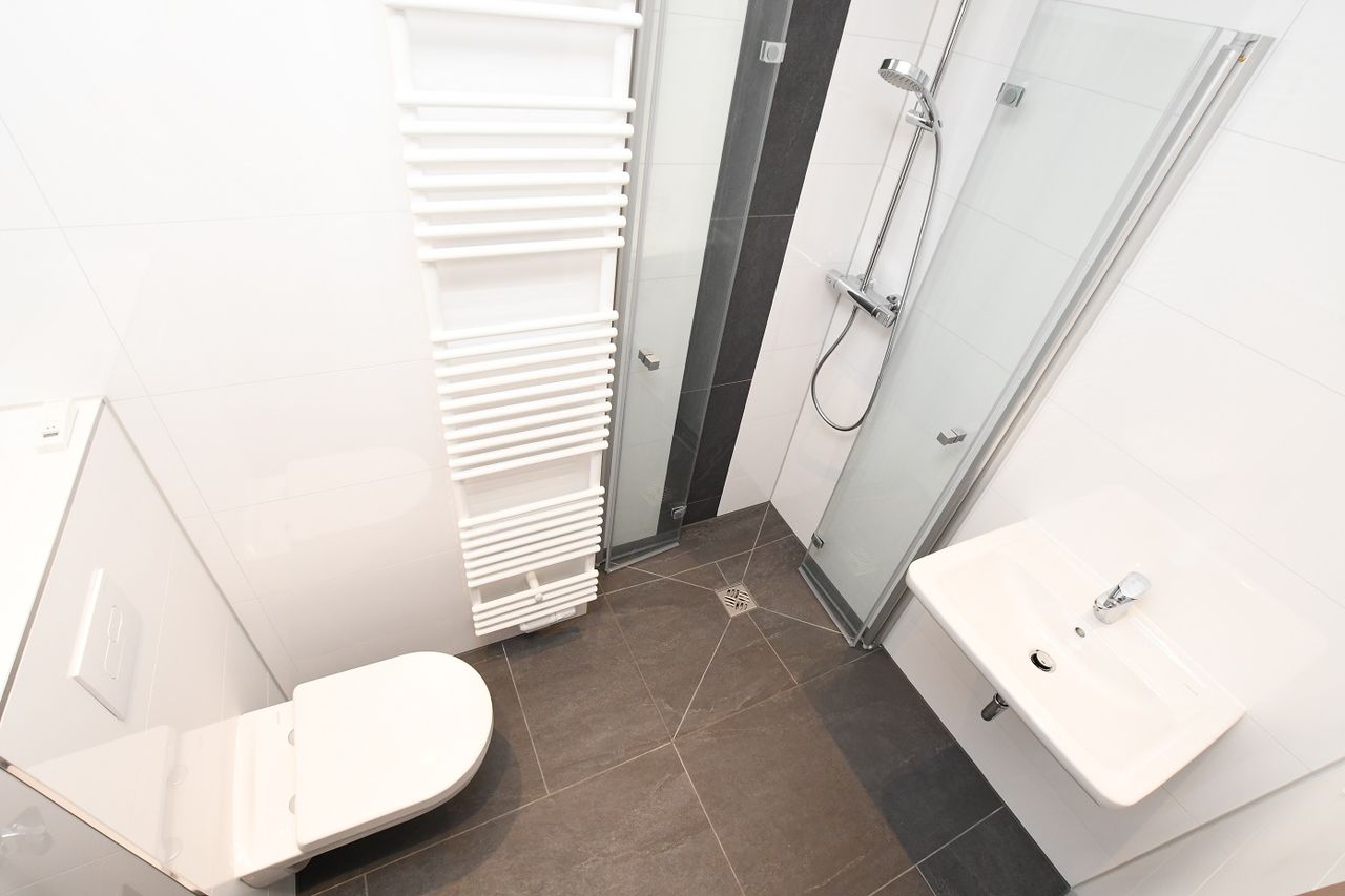 Badezimmer 1