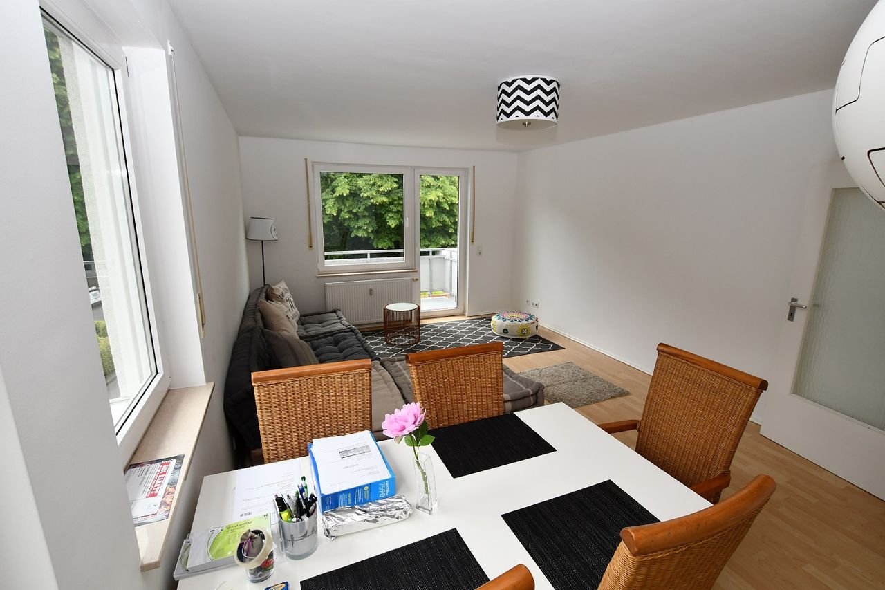 Wohn- Esszimmer 